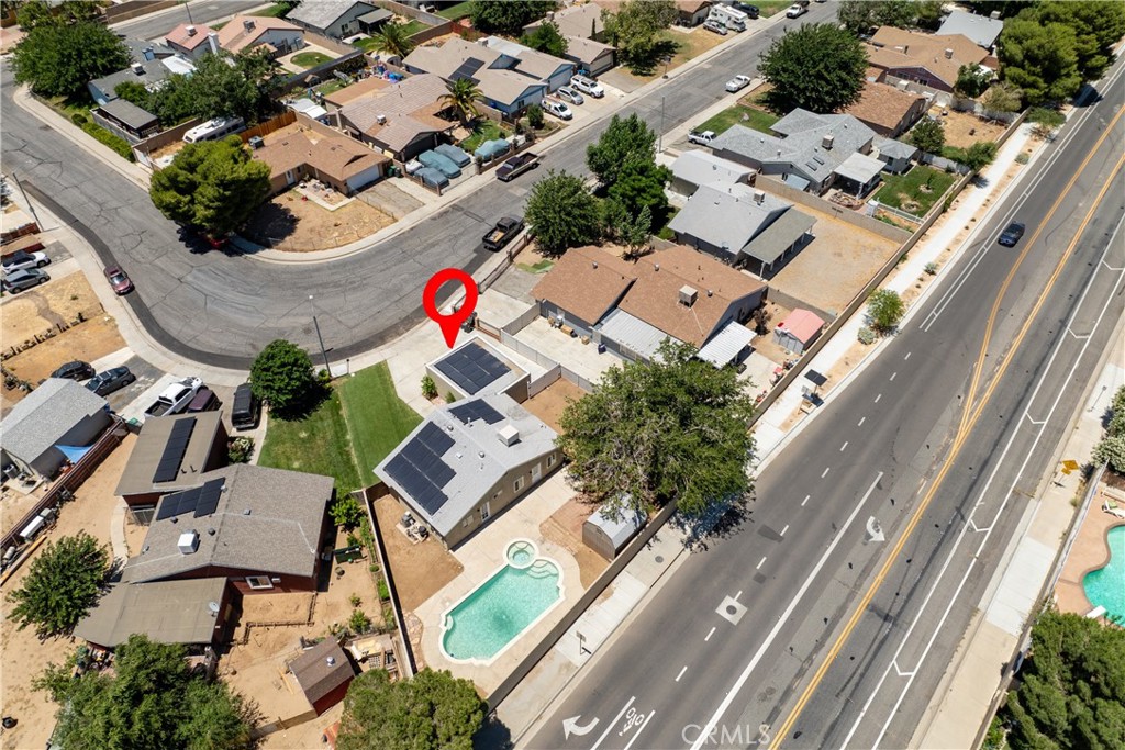 main property photo 20