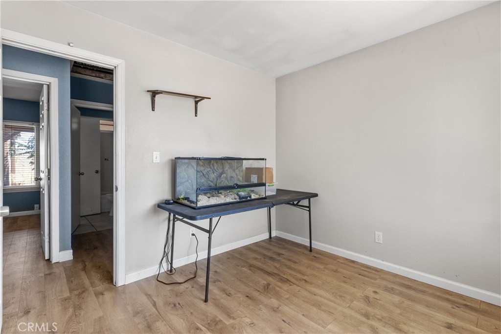main property photo 17
