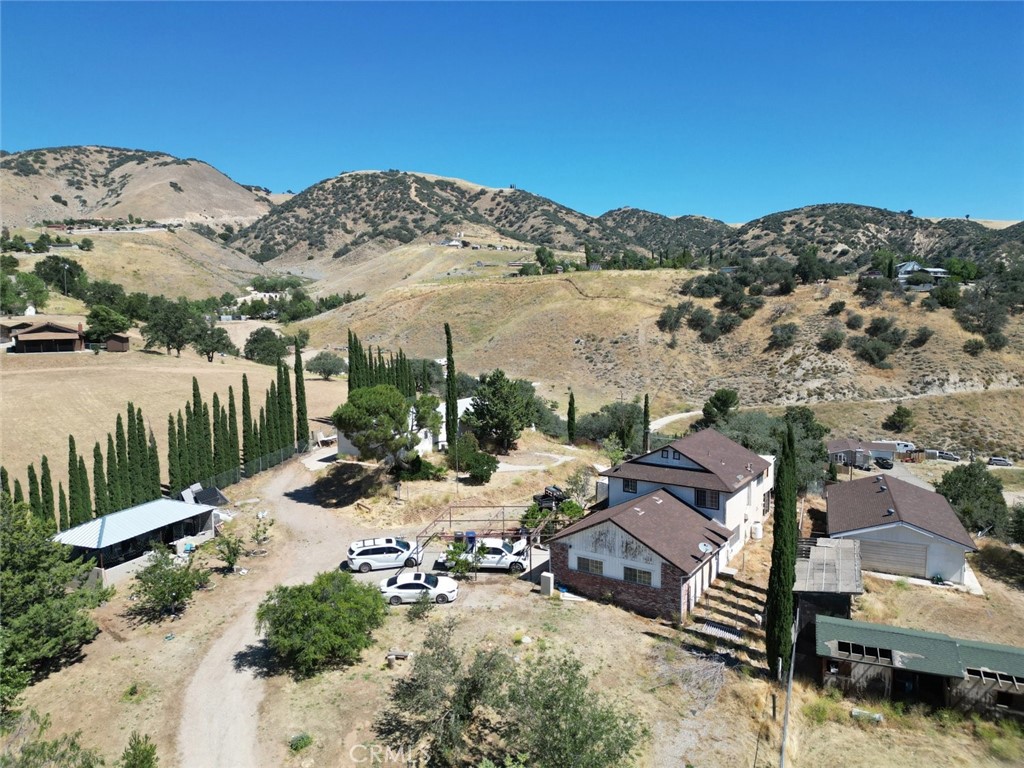 main property photo 40