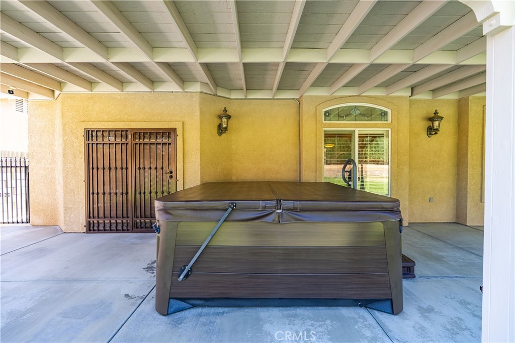 main property photo 41