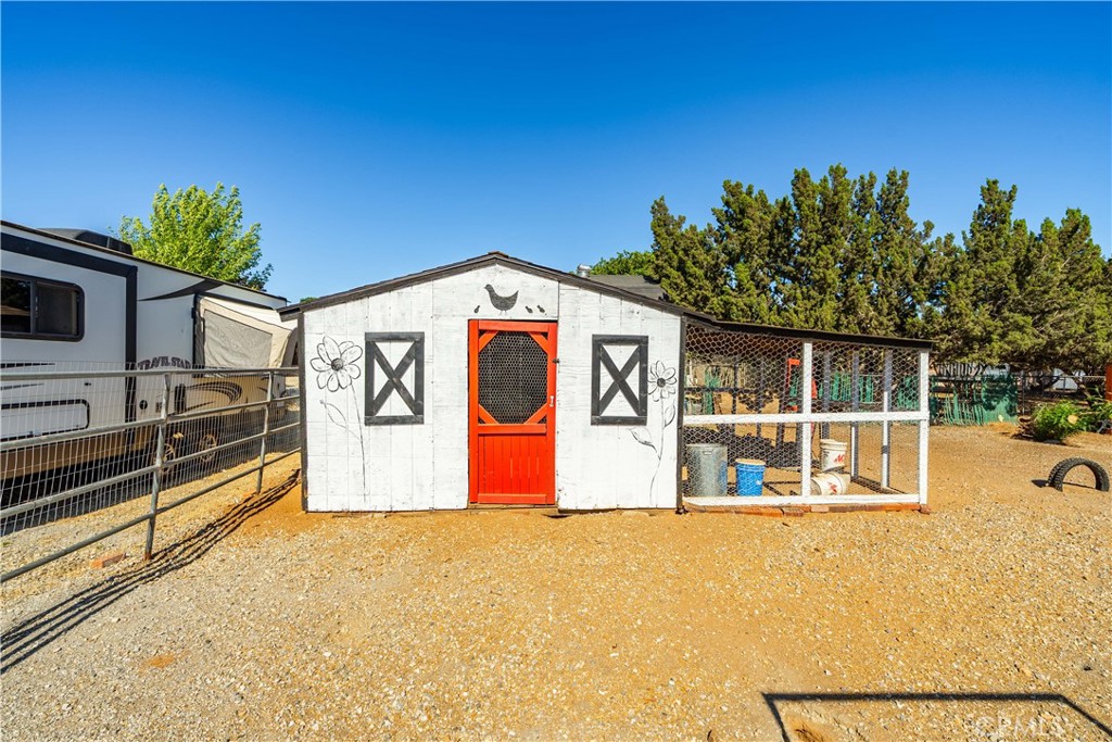 main property photo 46