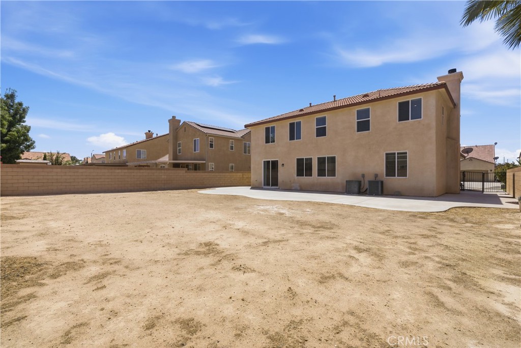 main property photo 25