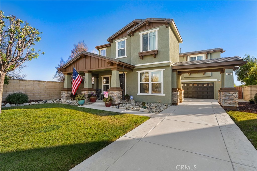main property photo 11