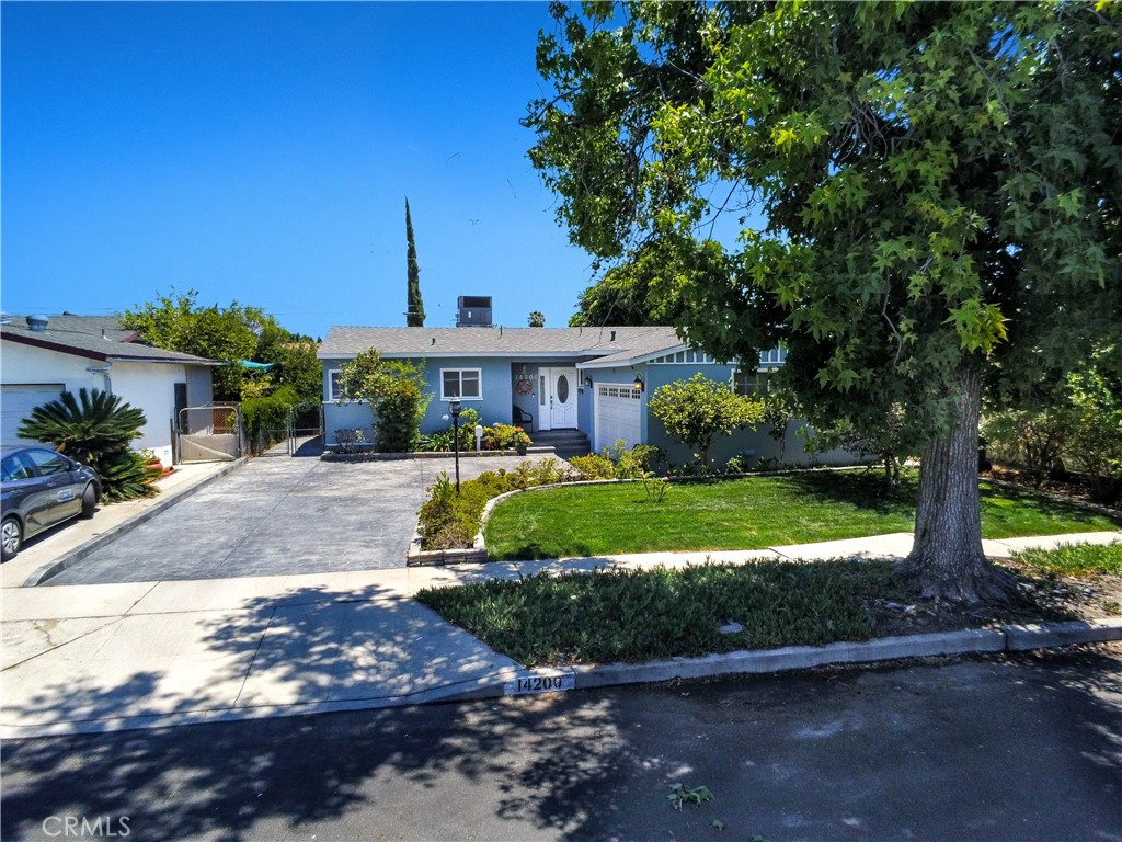 main property photo 3