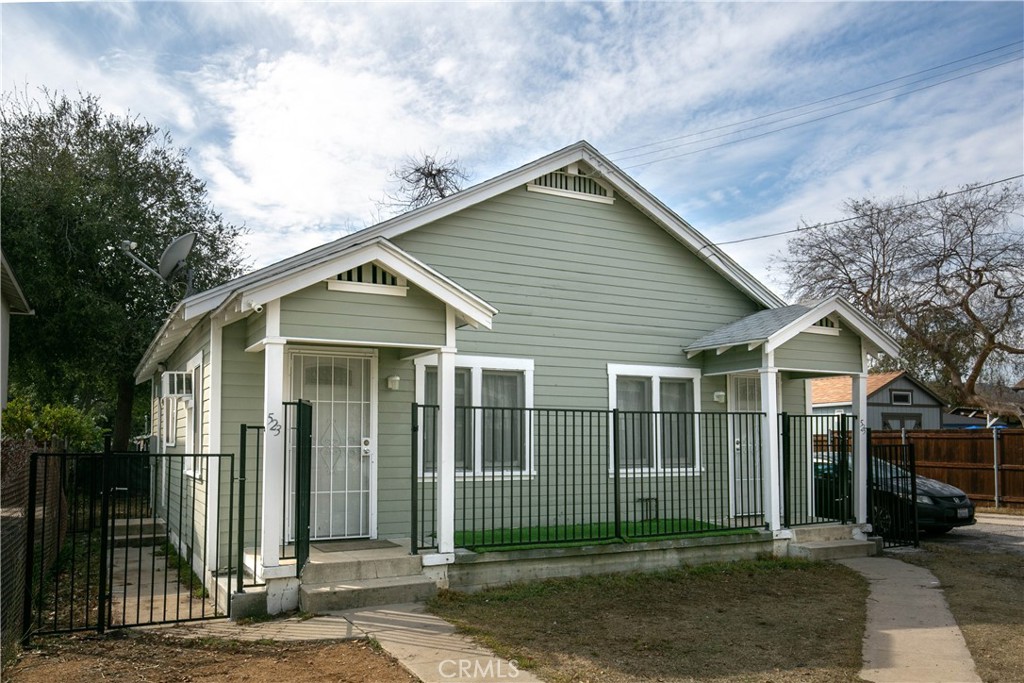 main property photo 19