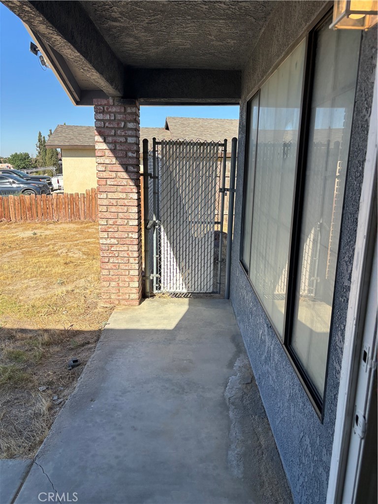 main property photo 18