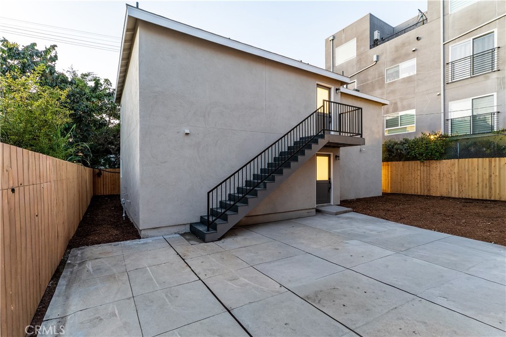 main property photo 32