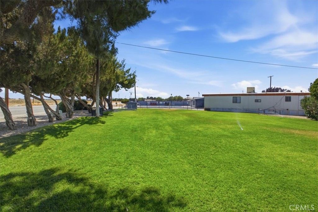 main property photo 10