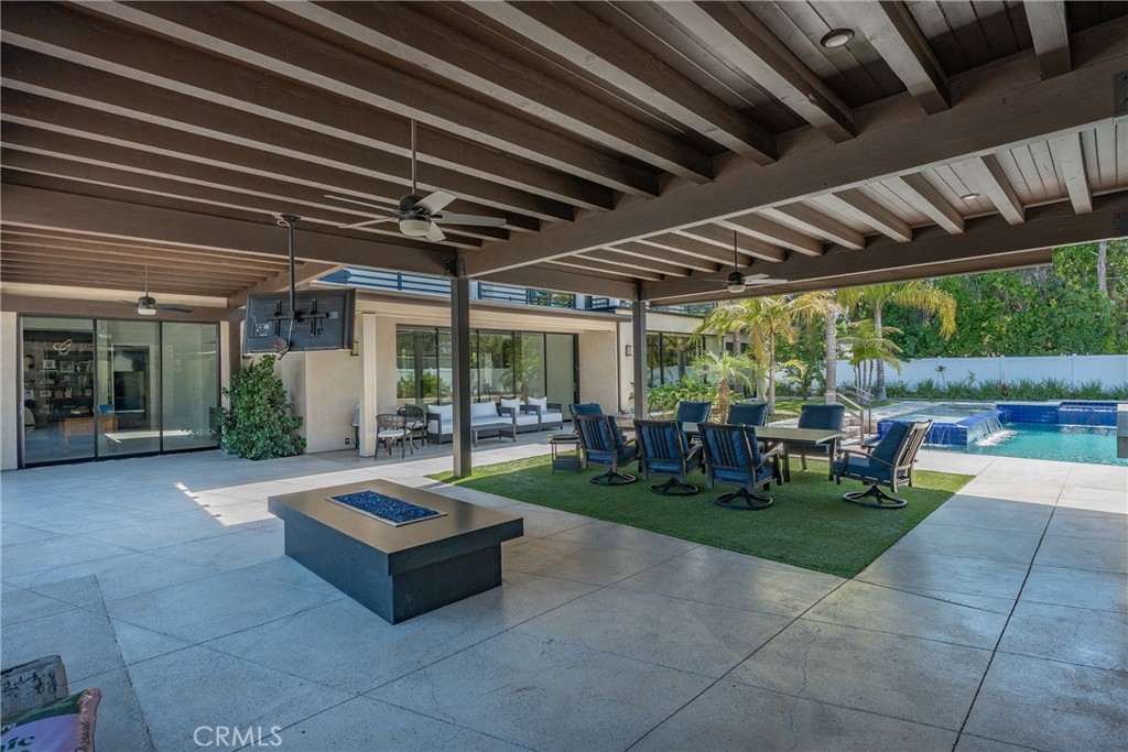 main property photo 45