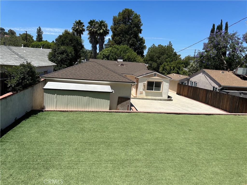 main property photo 28