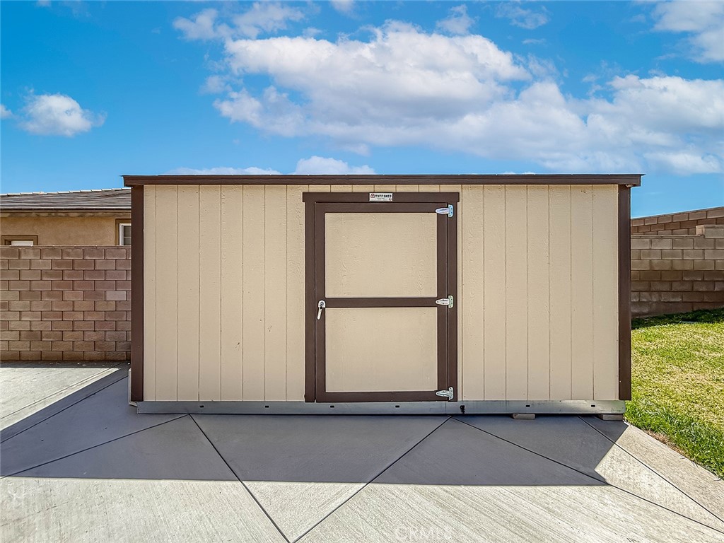 main property photo 49