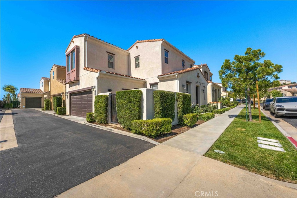 main property photo 45
