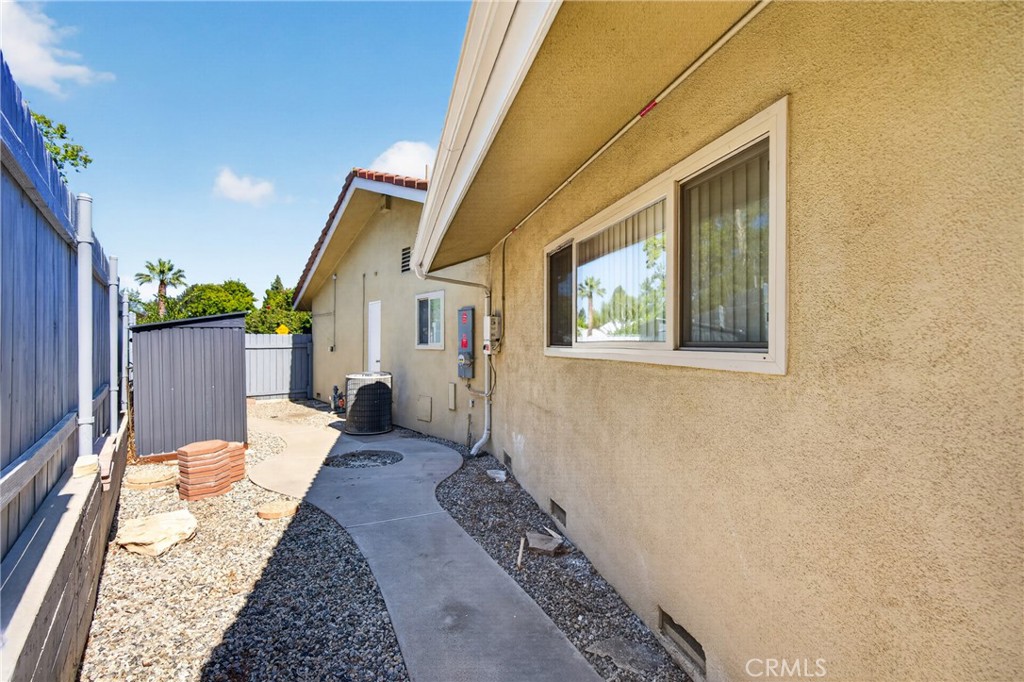 main property photo 49