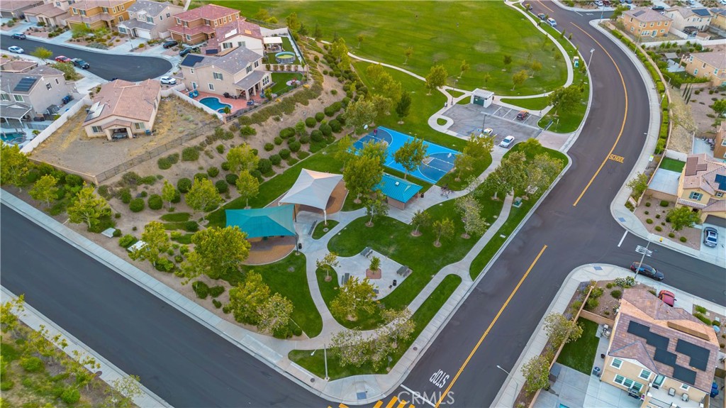 main property photo 32