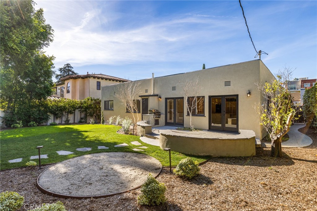 main property photo 19