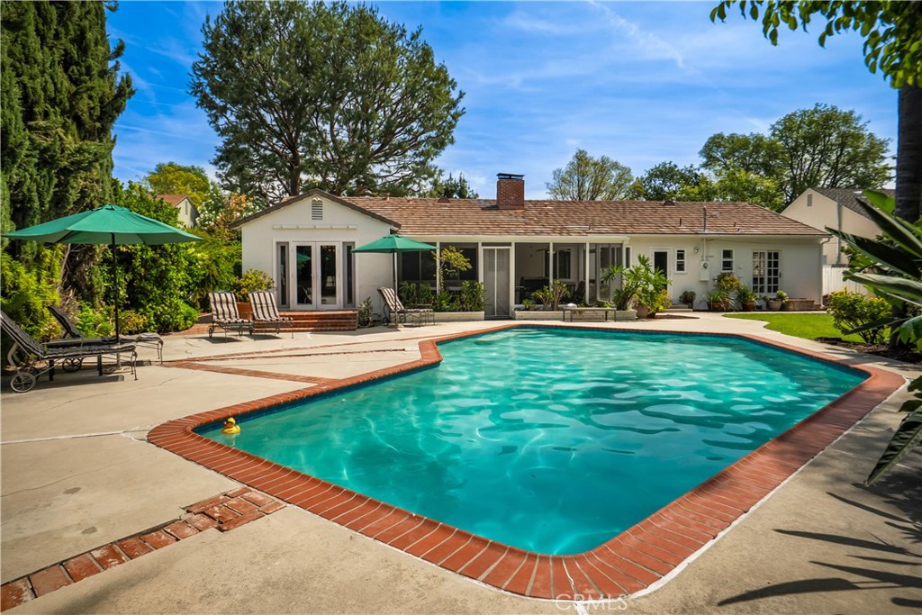 main property photo 26