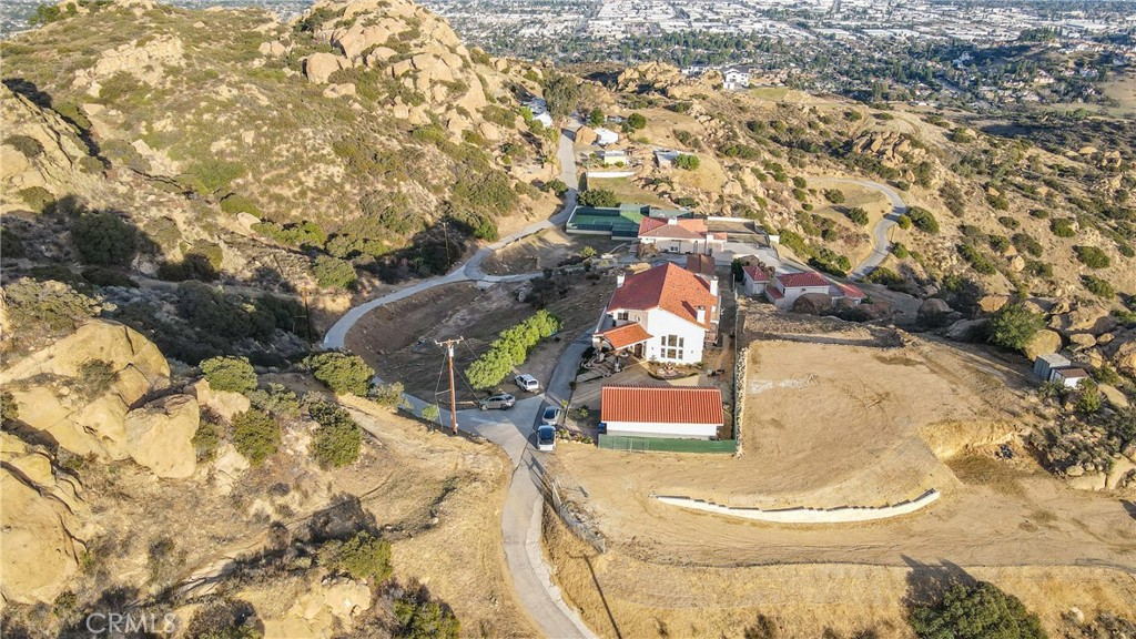 main property photo 18