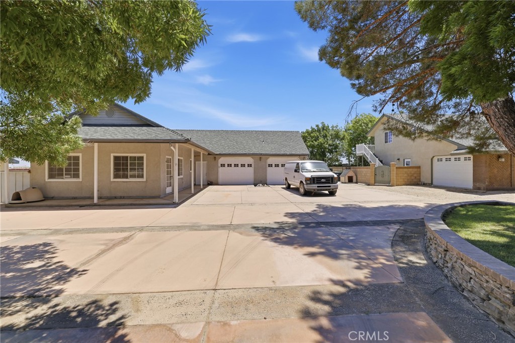 main property photo 45