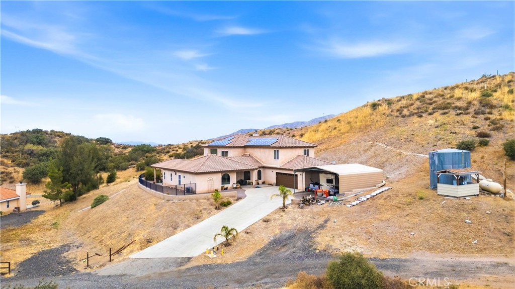 main property photo 41