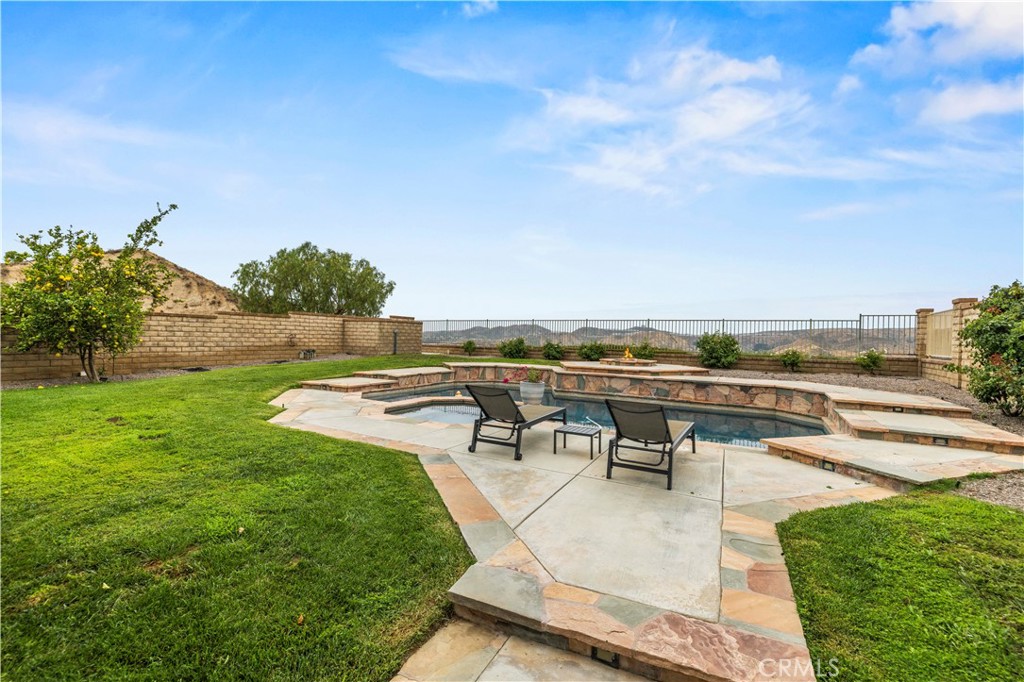 main property photo 38
