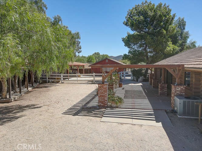 main property photo 27