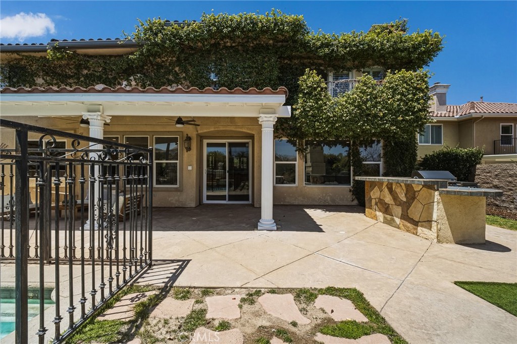 main property photo 51