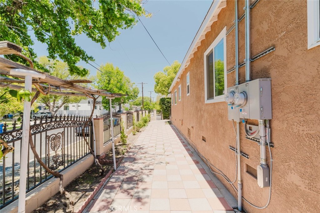 main property photo 35