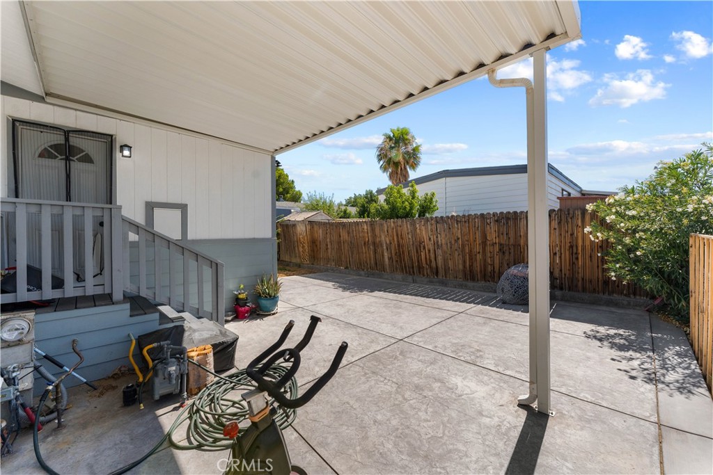 main property photo 24