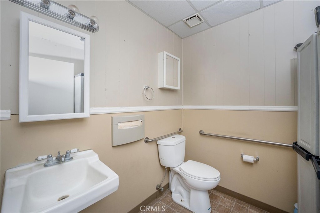 main property photo 62