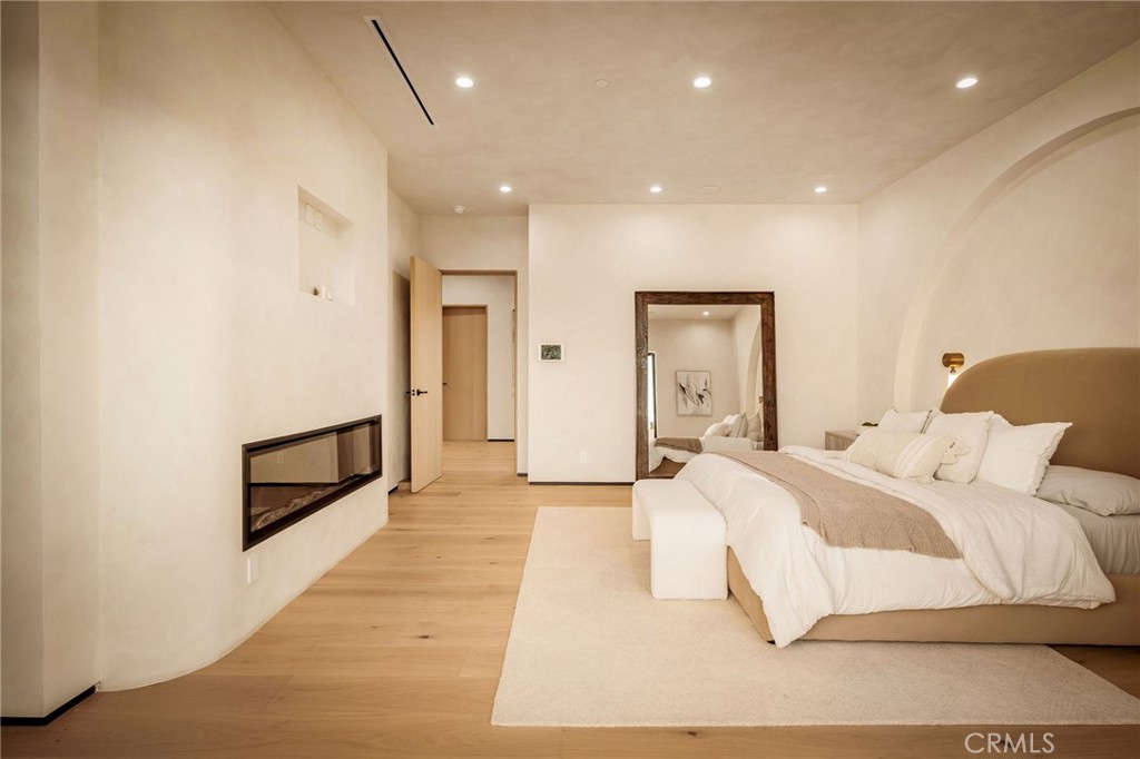 main property photo 59