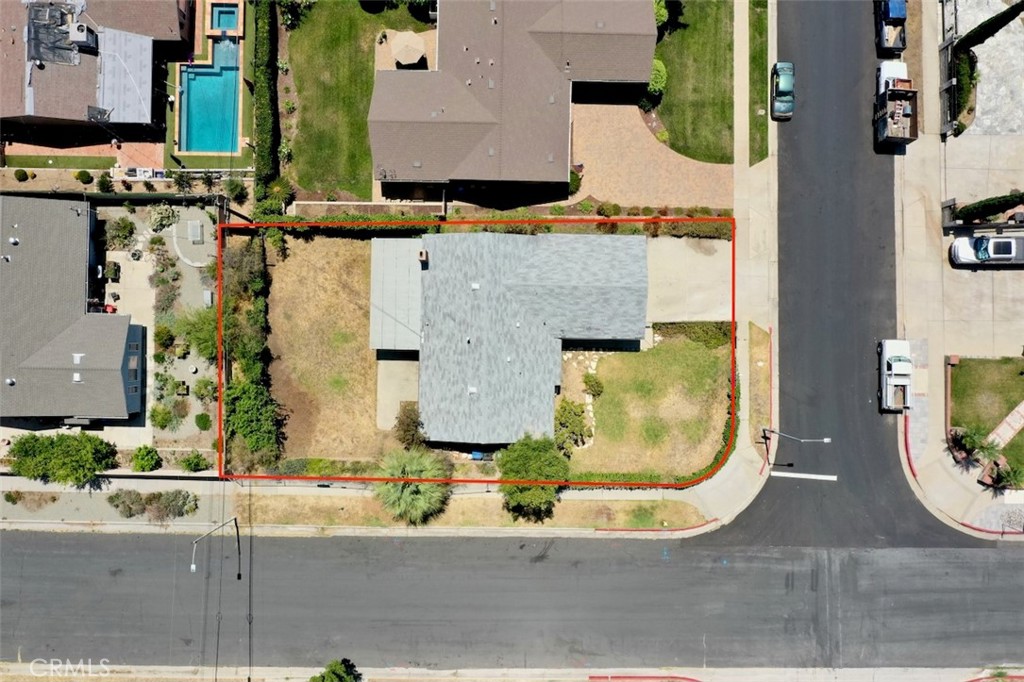 main property photo 4