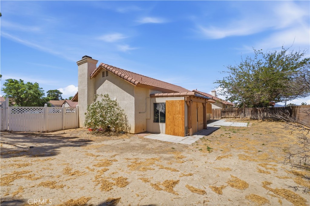 main property photo 14