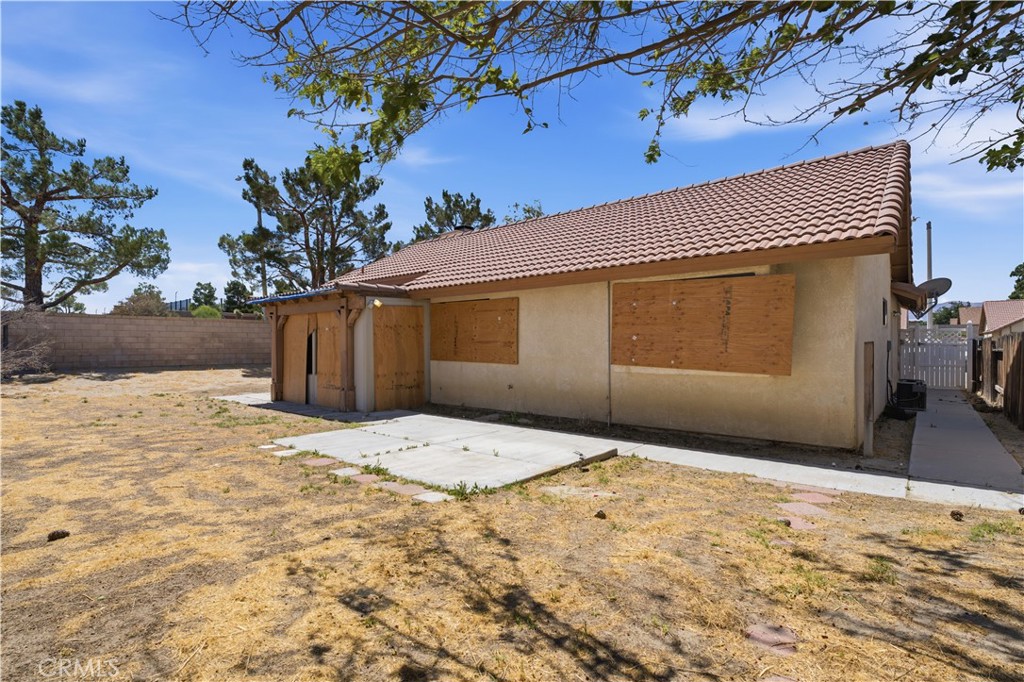 main property photo 15
