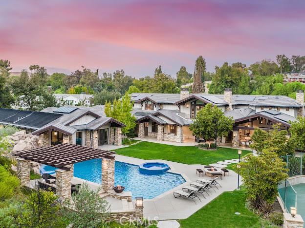 main property photo 45