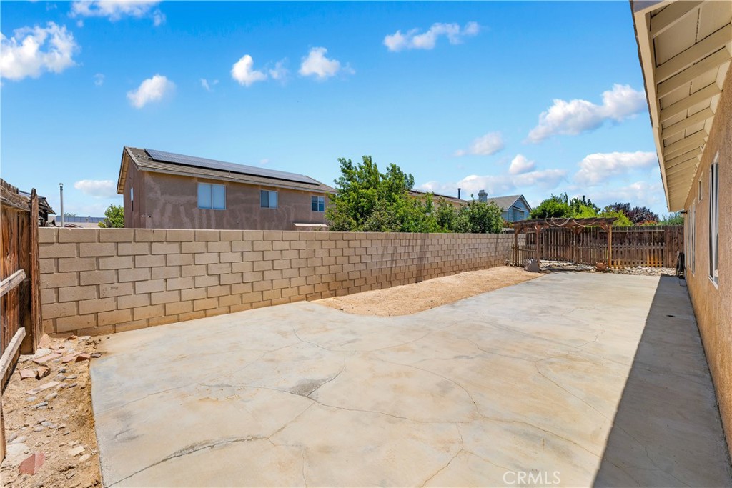 main property photo 34
