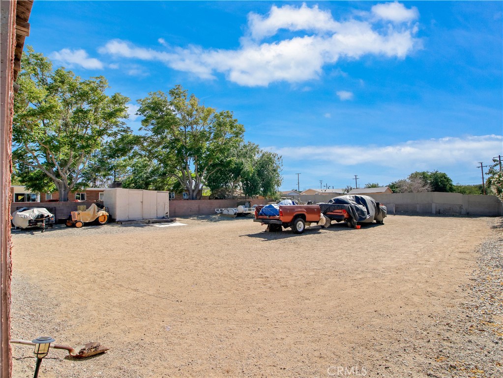 main property photo 36