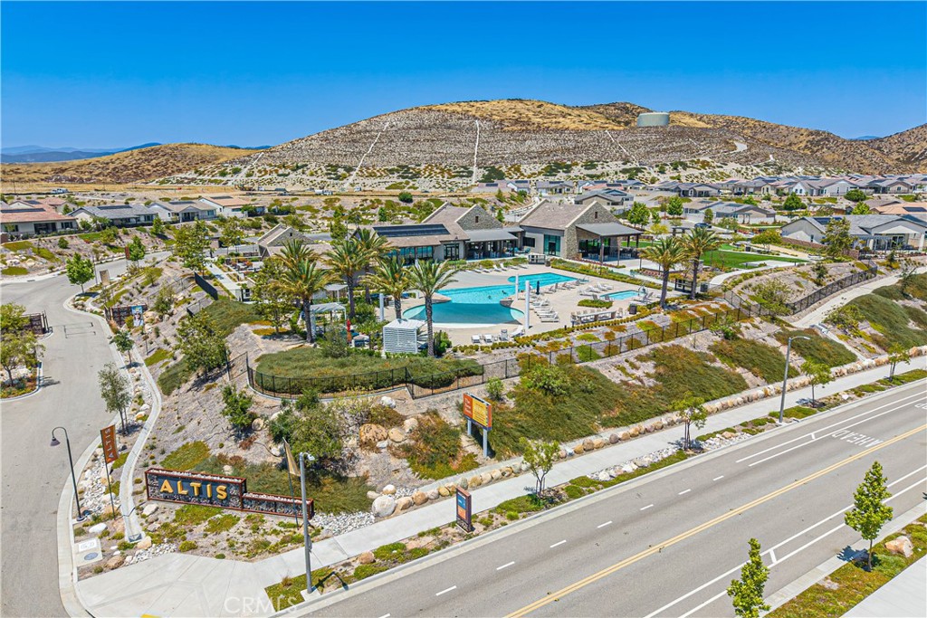 main property photo 60