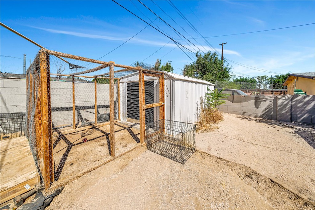 main property photo 22