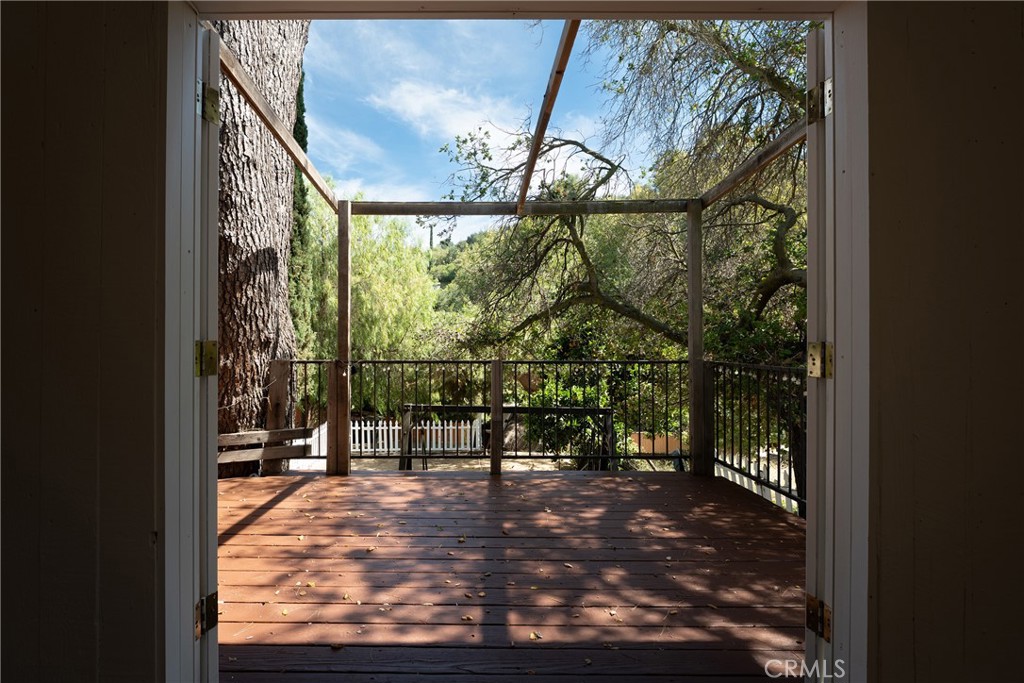 main property photo 35