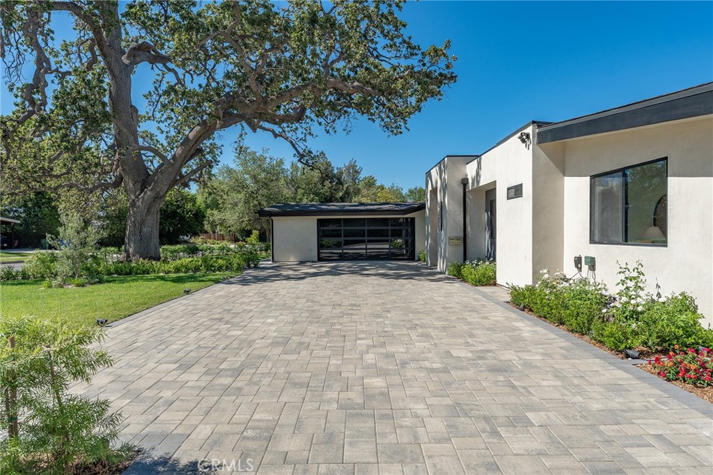 main property photo 58