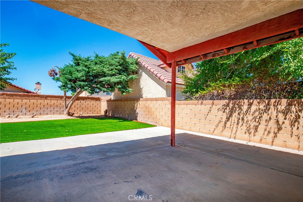 main property photo 27