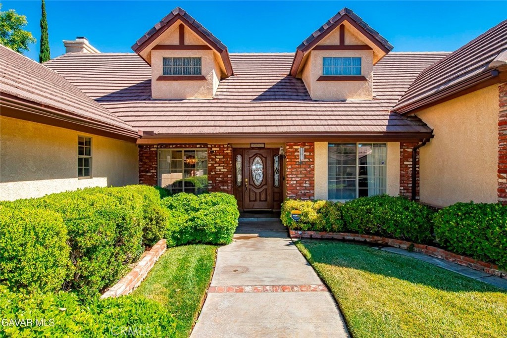 main property photo 2