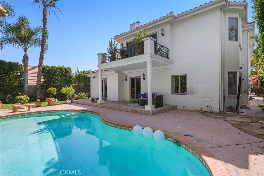 main property photo 31