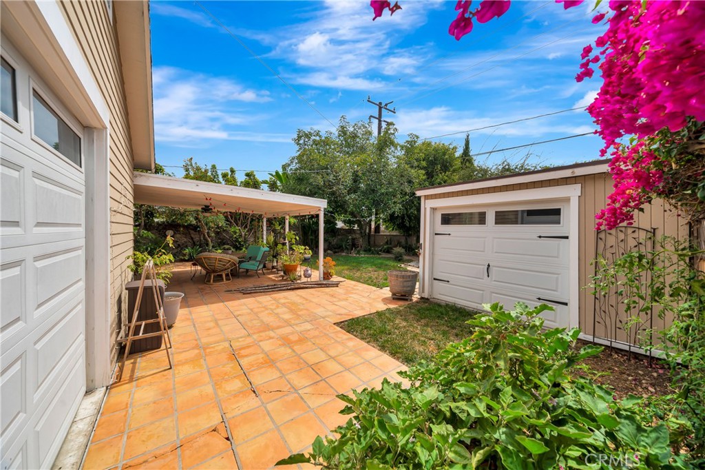 main property photo 50
