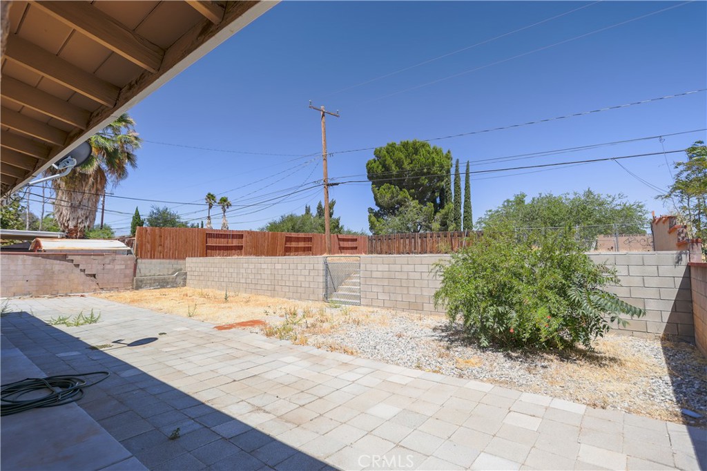 main property photo 13