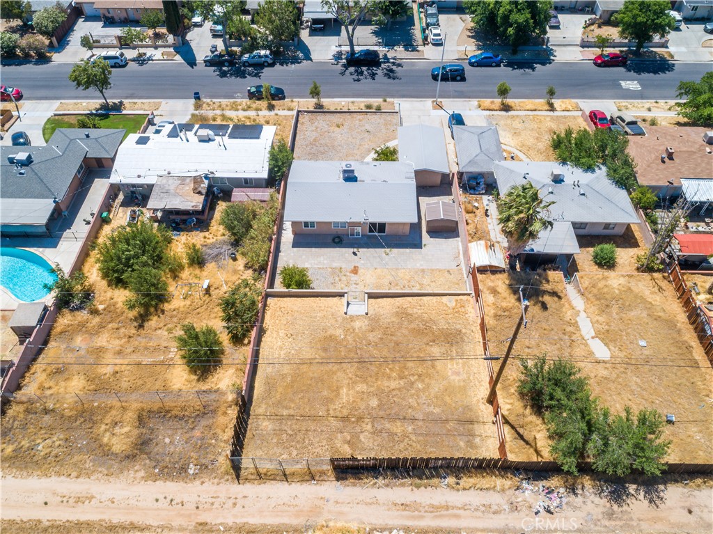 main property photo 17