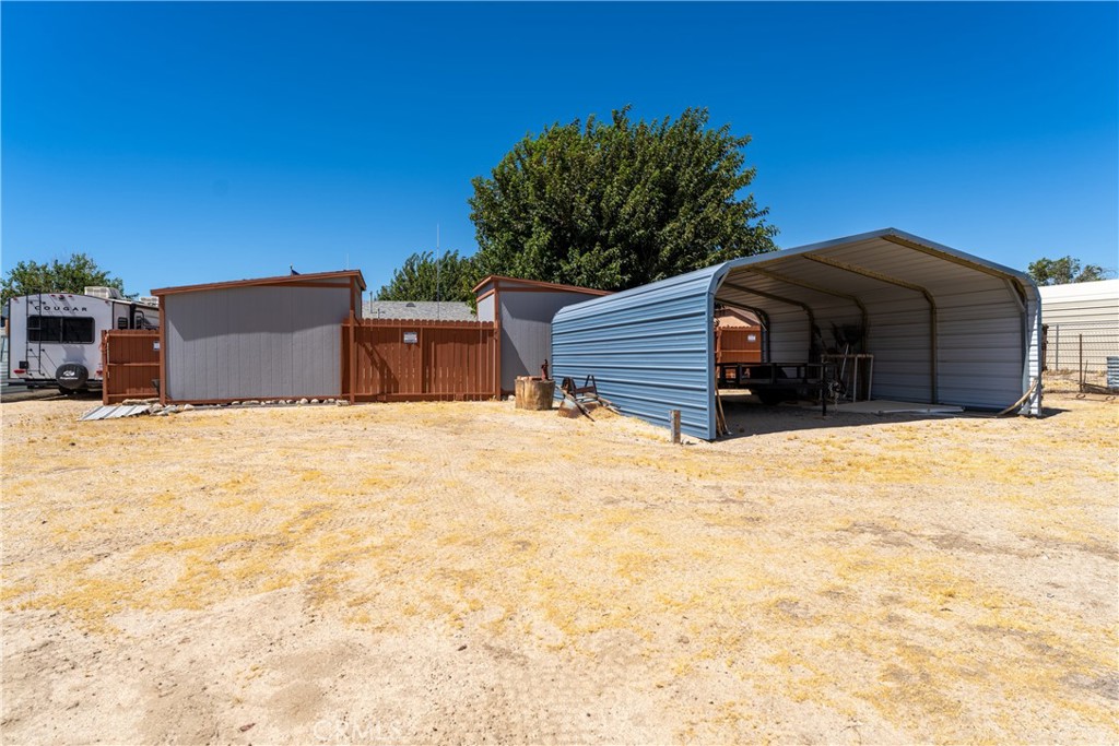 main property photo 25