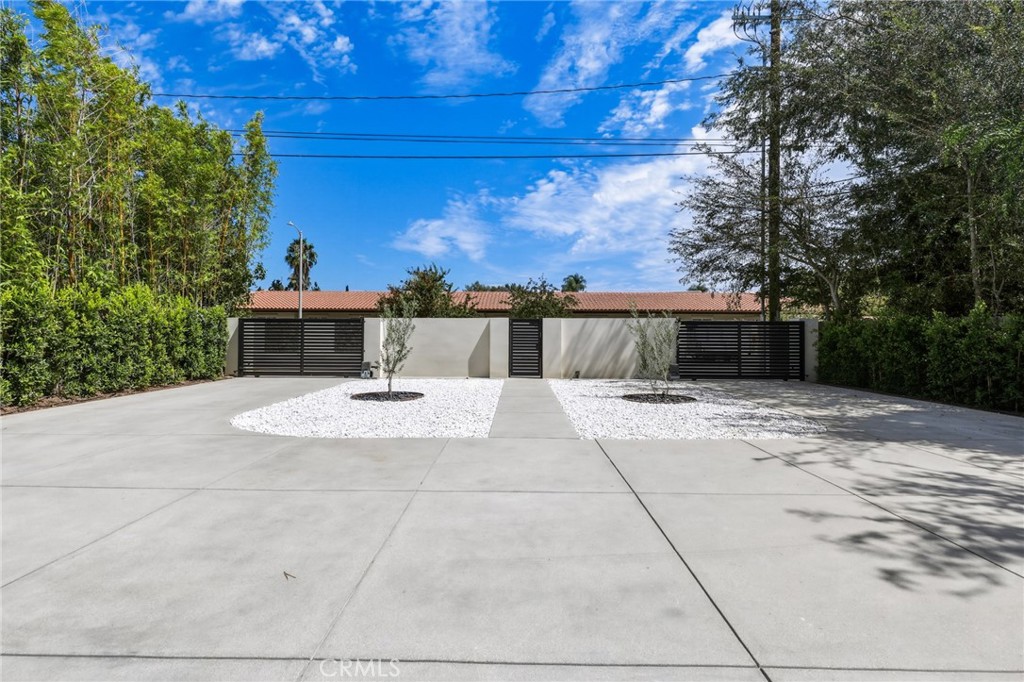 main property photo 64