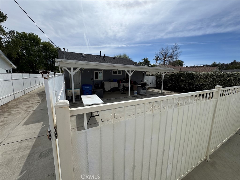 main property photo 22