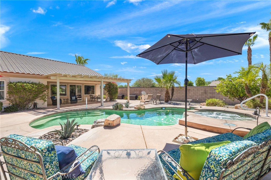 main property photo 45